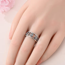 Silver-Plated Lucky Amulet Ring - Adorned with Evil Eye, 4-Leaf Clover, Horseshoe, Cubic Zirconia - Women's Costume Jewelry, Ideal Women's Gift HNJZ0024