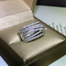 Women's  Wrap-Around Ring, Luxury Jewelry for Gifts, Refined Elegance for Formal Events, Sparkling Stones, Hypoallergenic & Comfortable Fit HNJZ0049