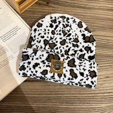 Autumn and winter new retro fashionable cow leopard print knitted hat woolen hat