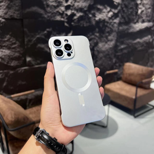 Suitable for iPhone14promax magnetic anti-drop mobile phone case Rimless